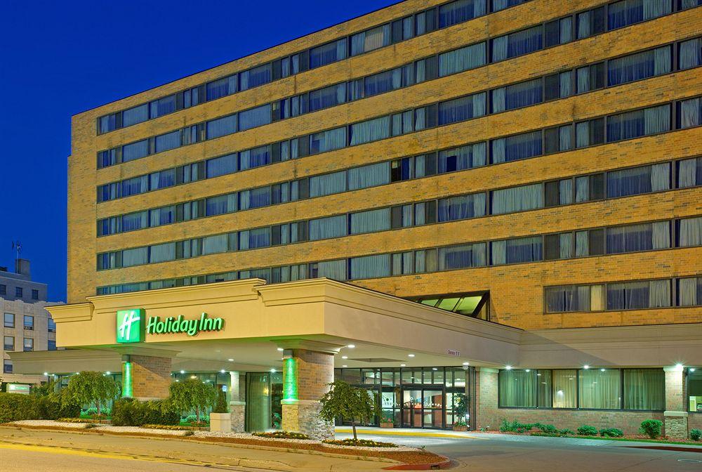 Delta Hotels By Marriott Muskegon Convention Center Exterior foto